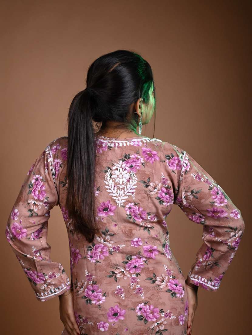 women floral long sleeve straight kurta - 22268763 -  Standard Image - 3