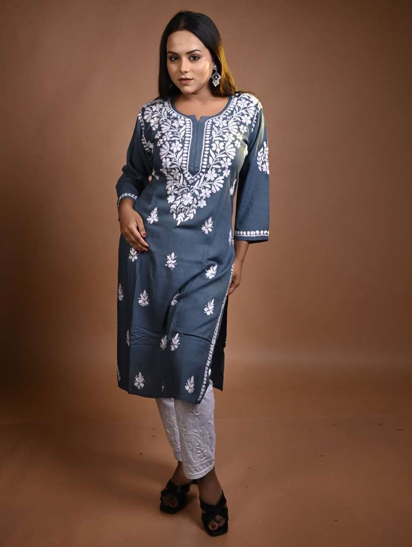 women solid with work three quarter sleeve kurta pant set