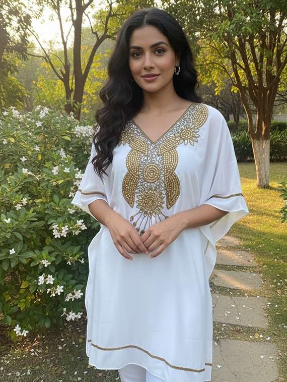 women embroidered kimono sleeve kaftan kurta - 22270687 -  Standard Image - 3