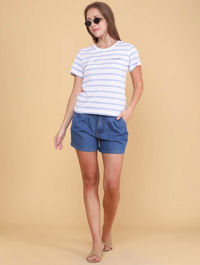 women solid mid rise regular fit shorts - 22270933 -  Standard Image - 5