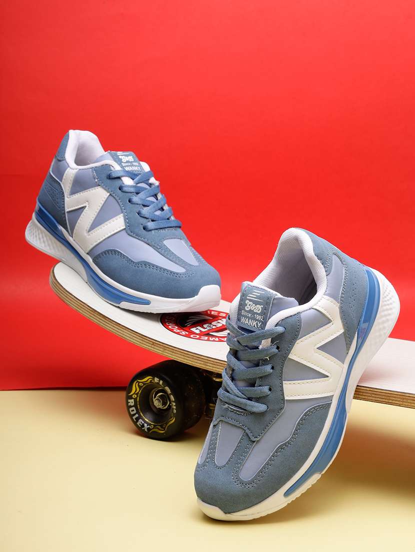 kids solid lace up sports shoe