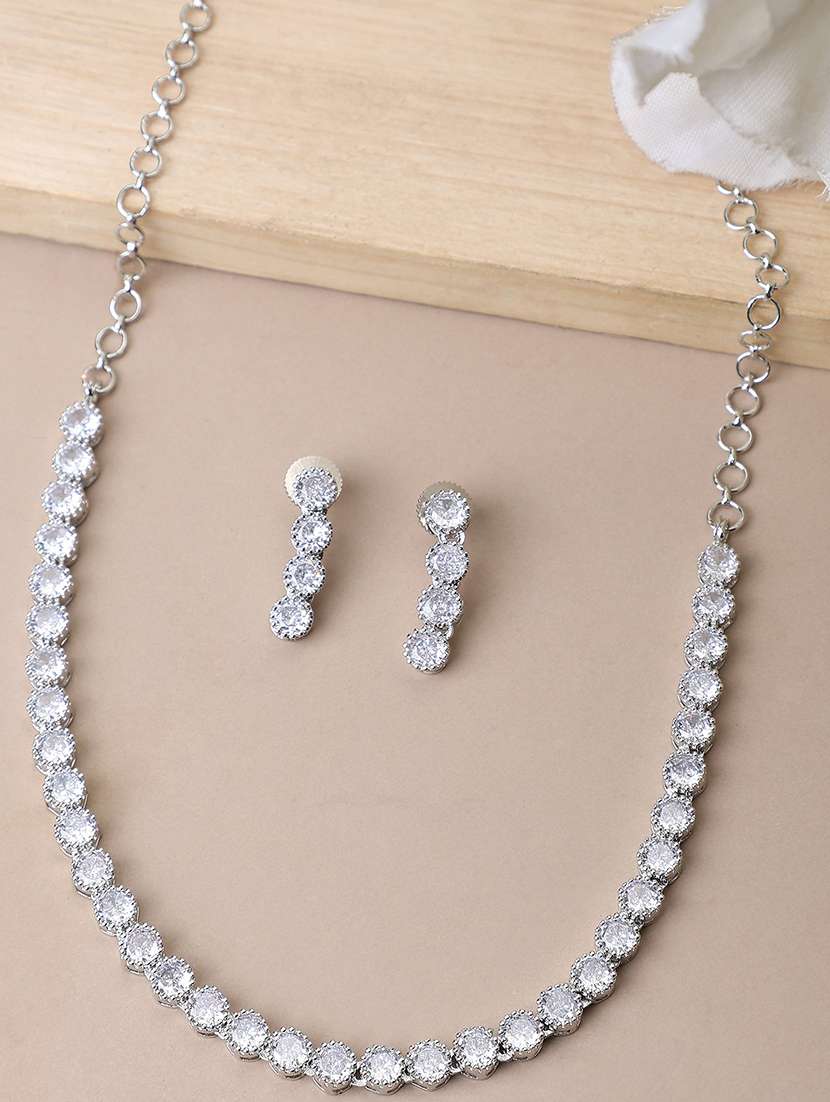 women stone studded necklace set