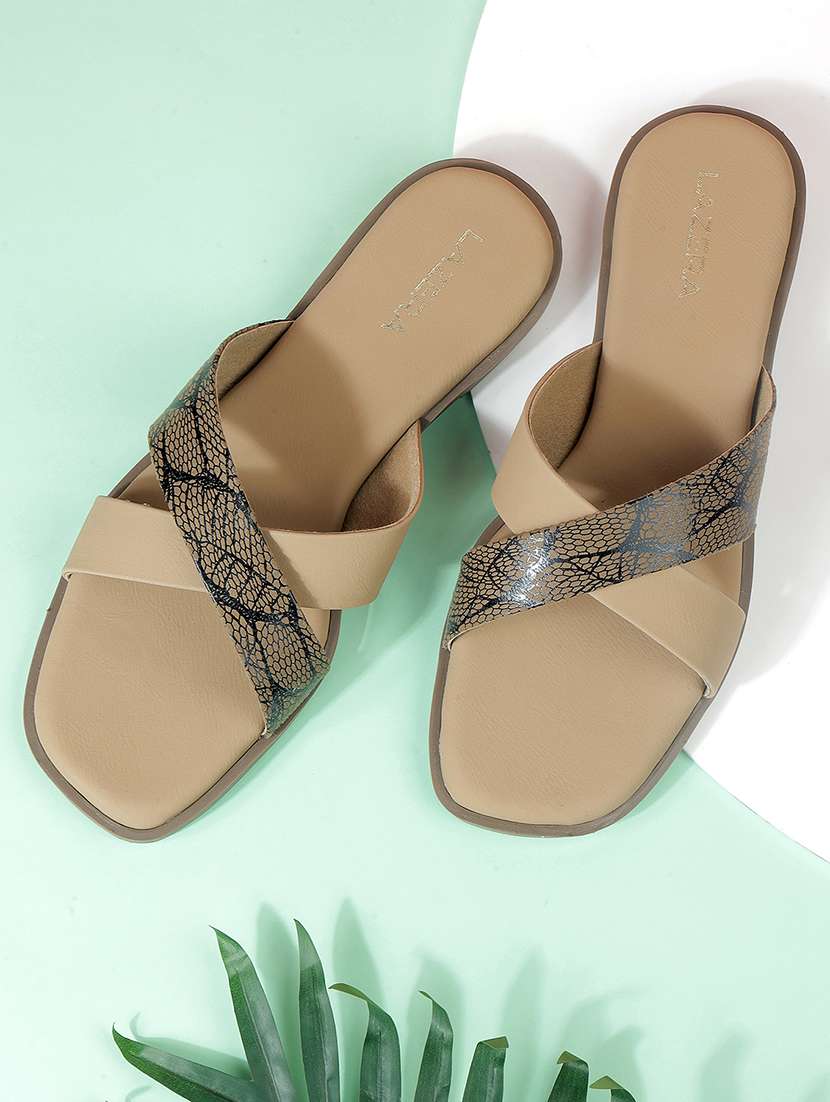 women textured slip on flat sandal
