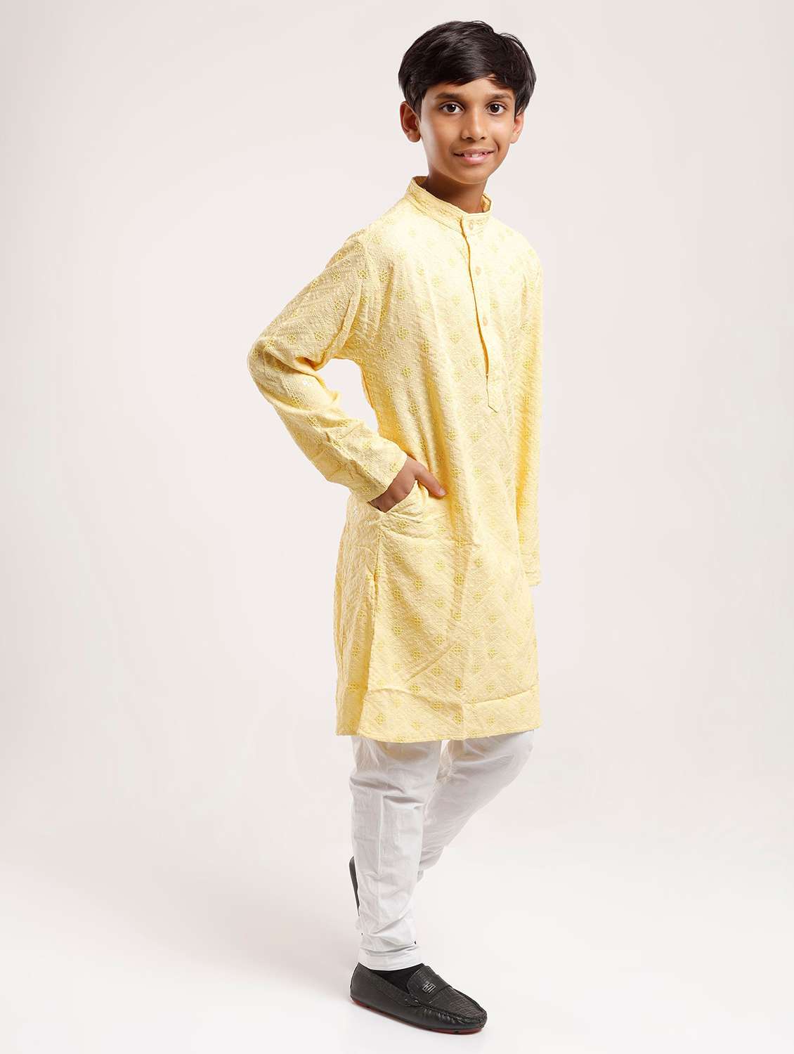 boys embroidered long sleeve straight kurta