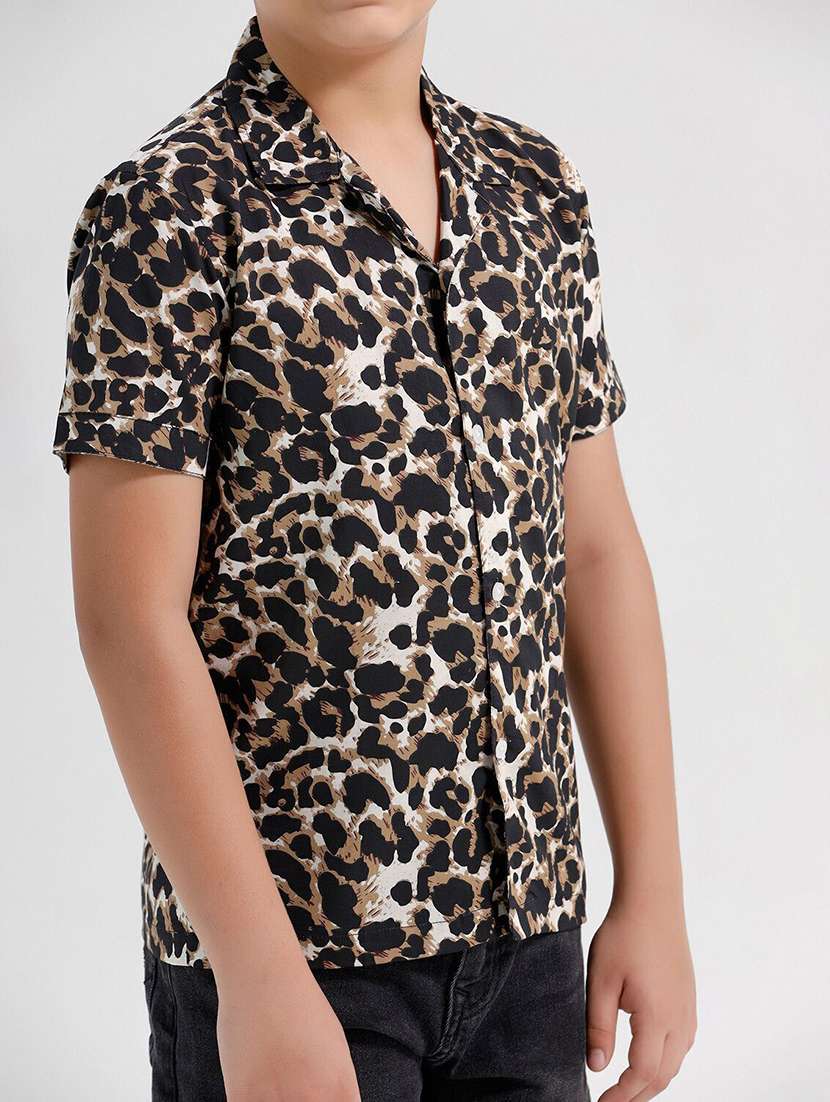 boys printed collared short sleeve shirt - 22272045 -  Standard Image - 3