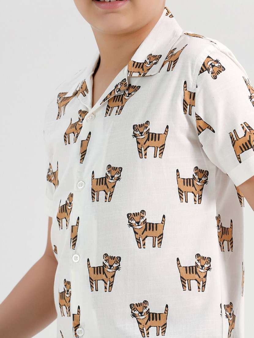 boys printed collared short sleeve shirt - 22272076 -  Standard Image - 3