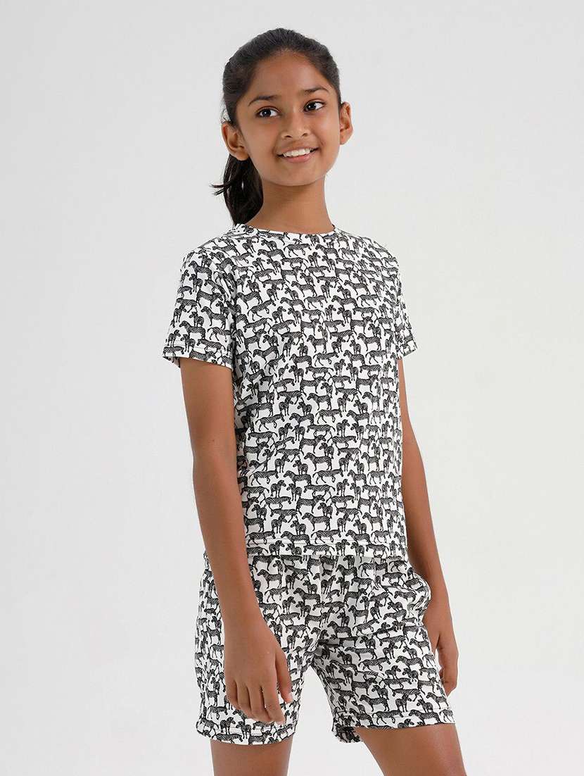 girls printed t-shirt and short set