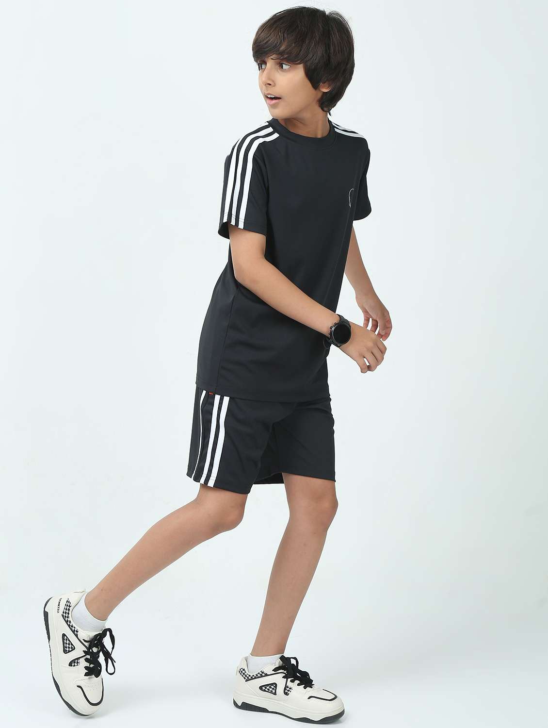 boys solid short sleeve t-shirt and short set