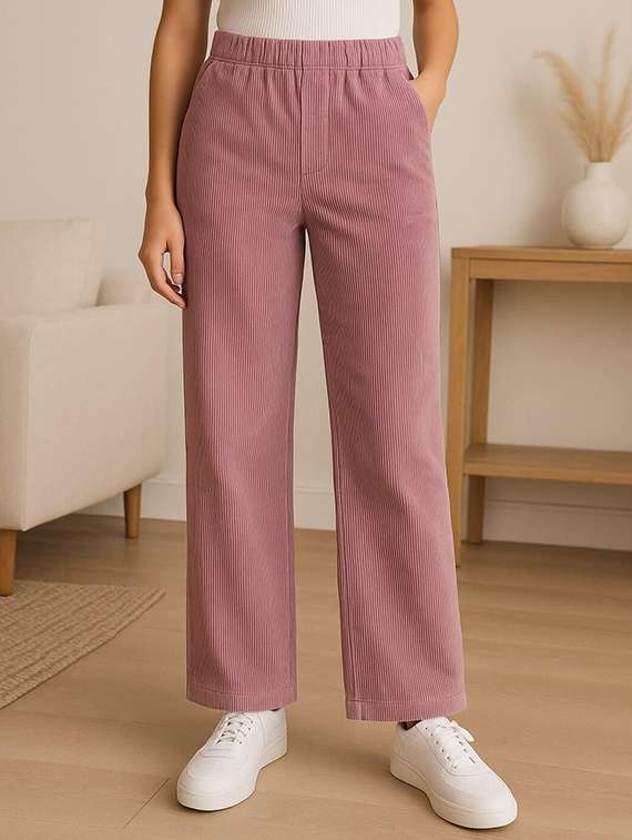 women solid mid rise straight trouser