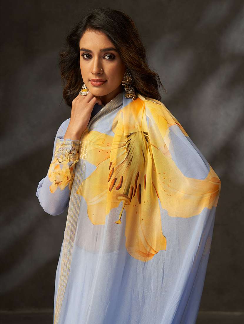 women floral printed saree with blouse - 22272714 -  Standard Image - 3