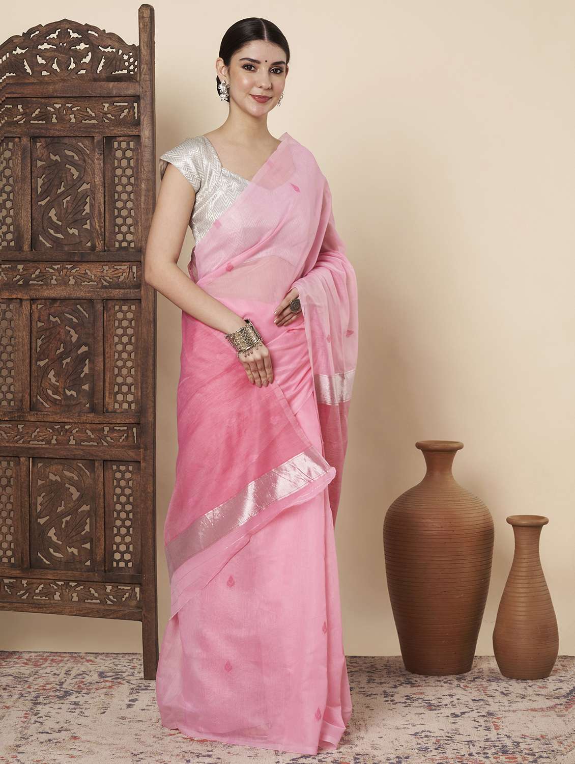women self design handloom saree with blouse - 22272746 -  Standard Image - 3