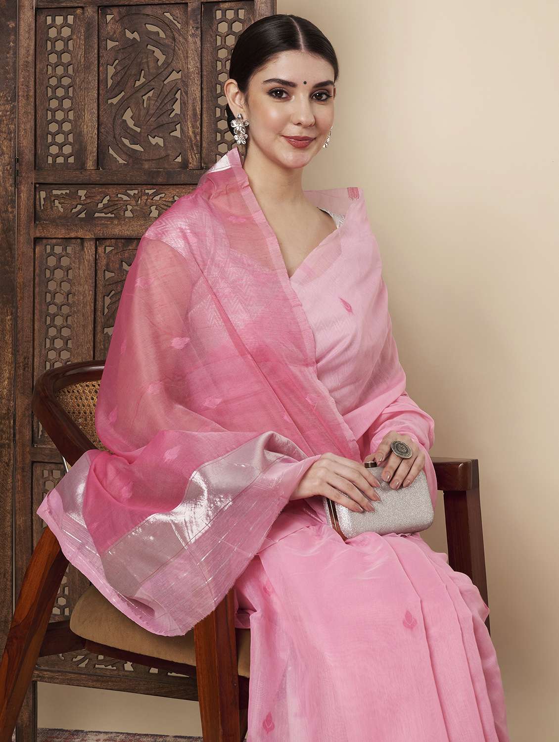 women self design handloom saree with blouse - 22272746 -  Standard Image - 5