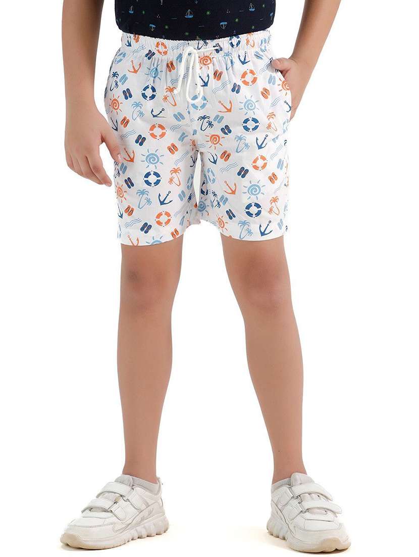 boys printed mid rise shorts