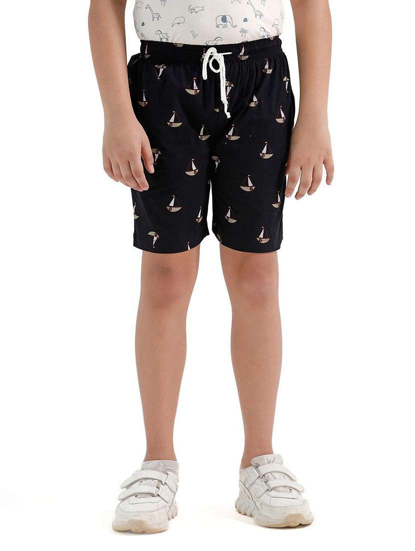 boys printed mid rise shorts