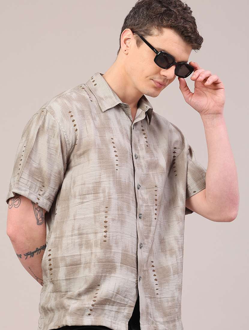 men printed short sleeve regular fit casual shirt