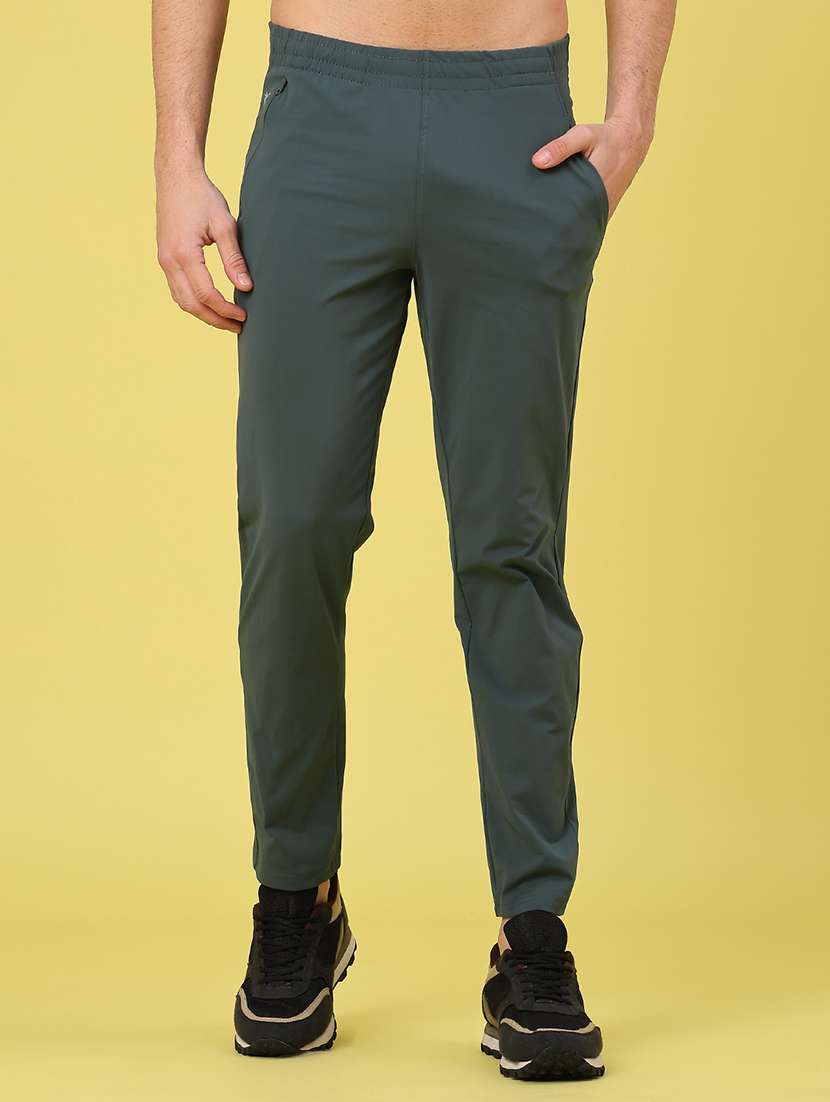 men solid mid rise regular fit track pant
