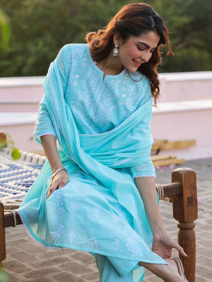 women solid with work three quarter sleeve kurta pant with dupatta set - 22273739 -  Standard Image - 3