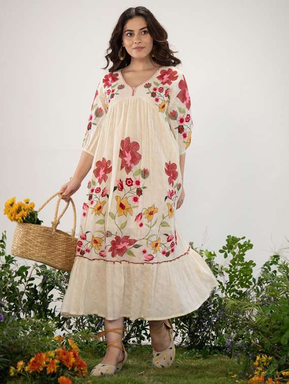 women printed three quarter sleeve tiered dress