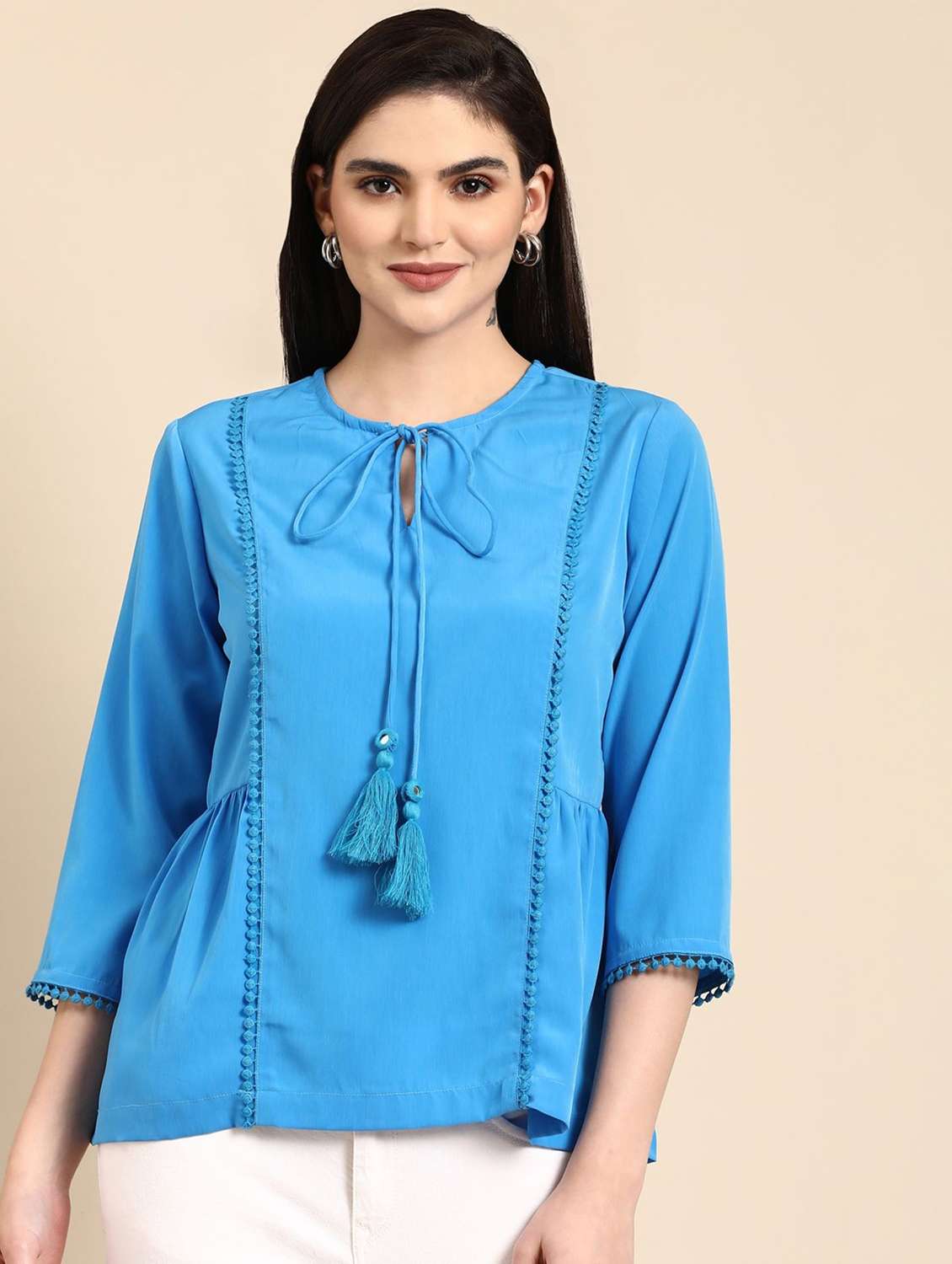 women solid three quarter sleeve tiered top