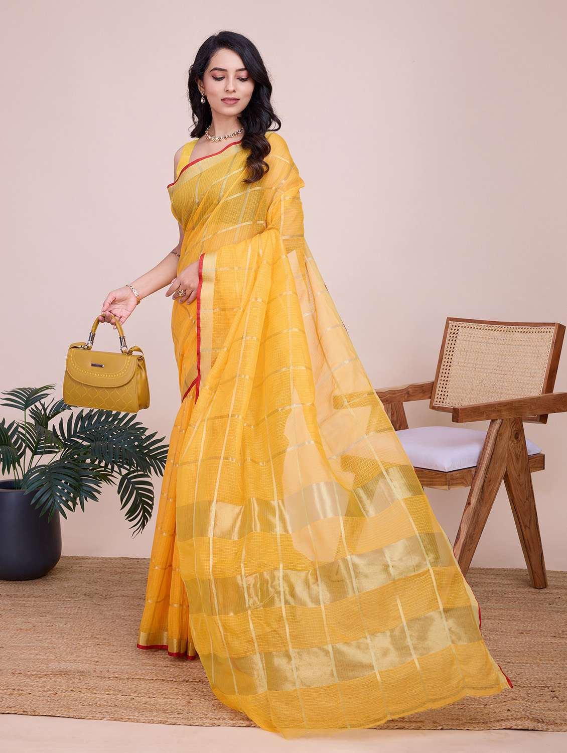 women checkered bordered saree with blouse