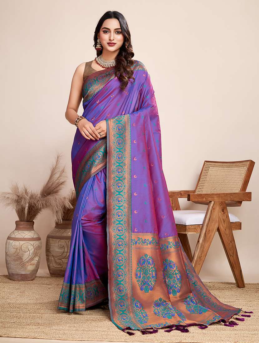 women self design banarasi saree with blouse