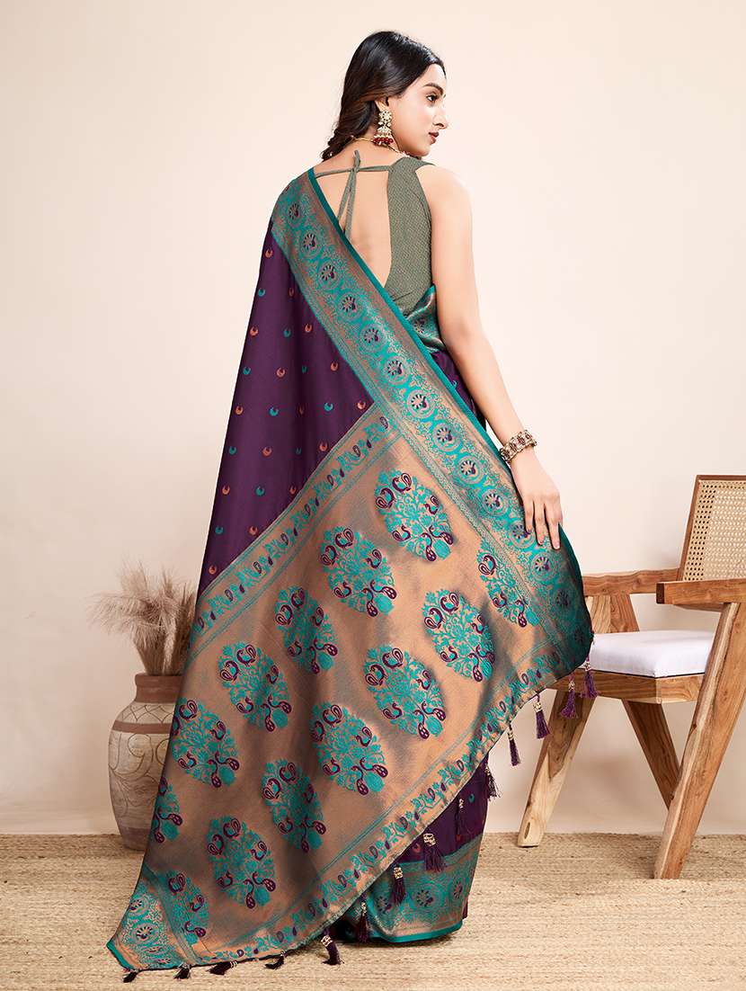 women self design banarasi saree with blouse - 22274066 -  Standard Image - 3