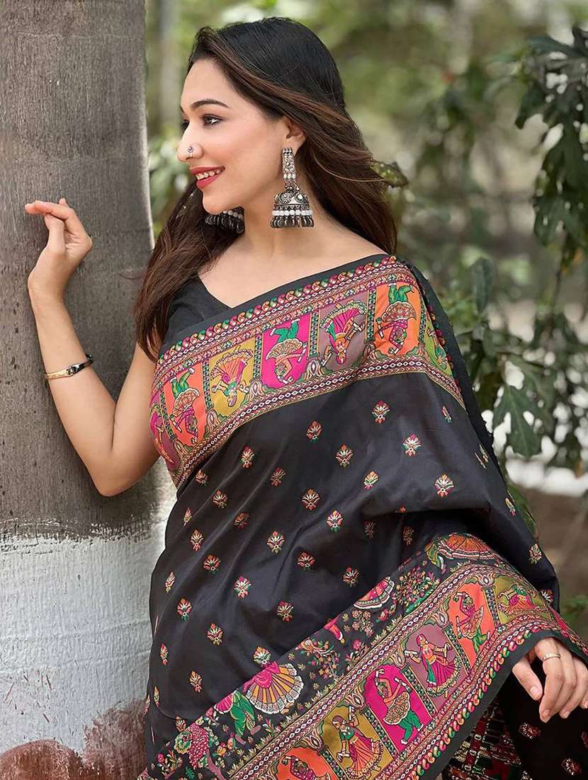 women self design bordered saree with blouse - 22274206 -  Standard Image - 3