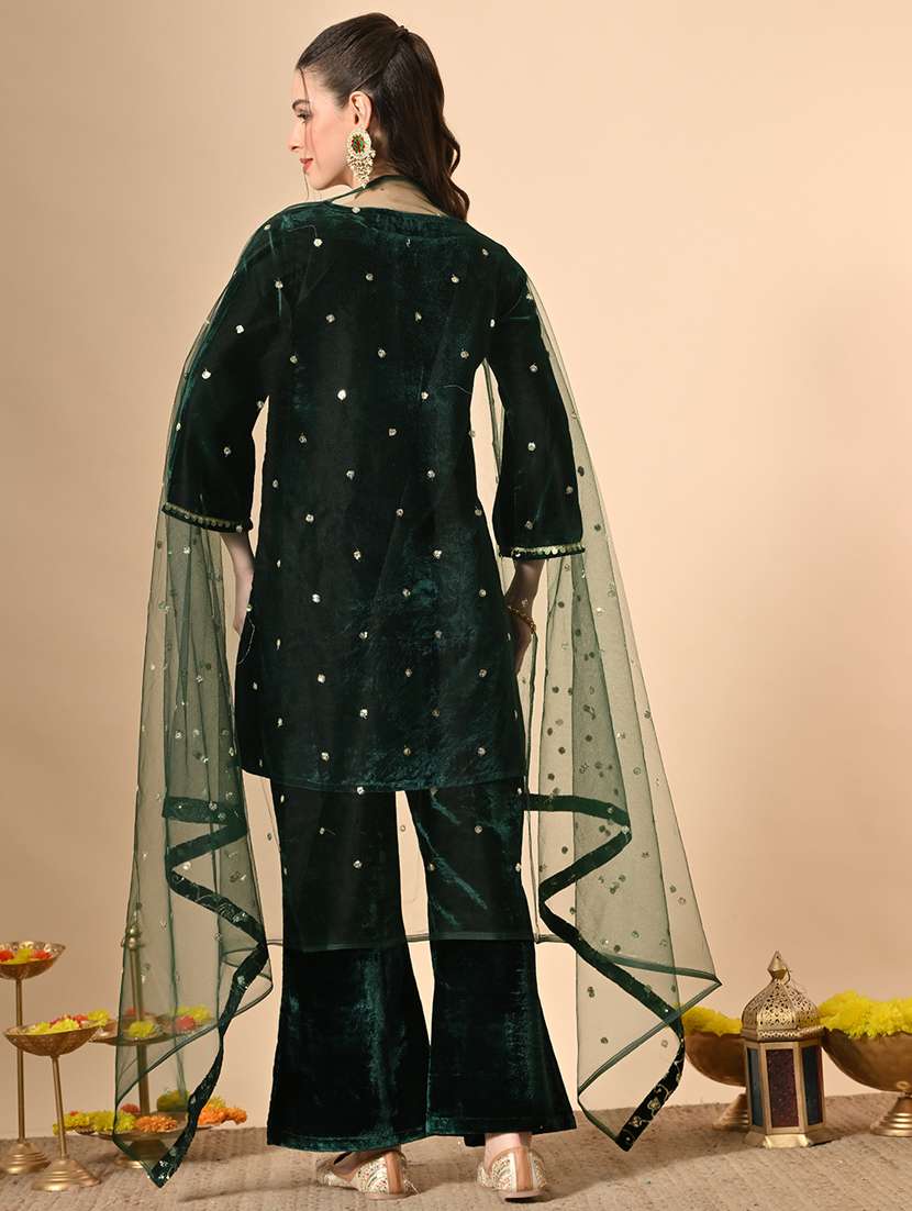 women embroidered kurta and sharara with dupatta  - 22274270 -  Standard Image - 5