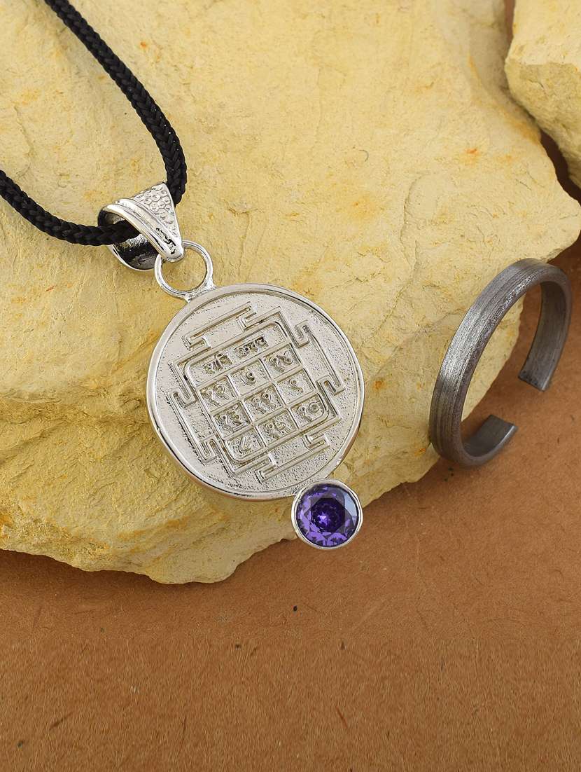 women brass pendant with adjustable ring