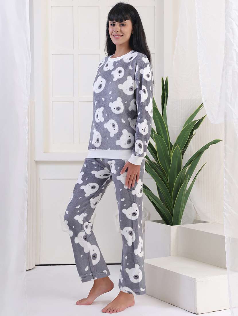 women printed winter wear nightwear pyjama set - 22275307 -  Standard Image - 3