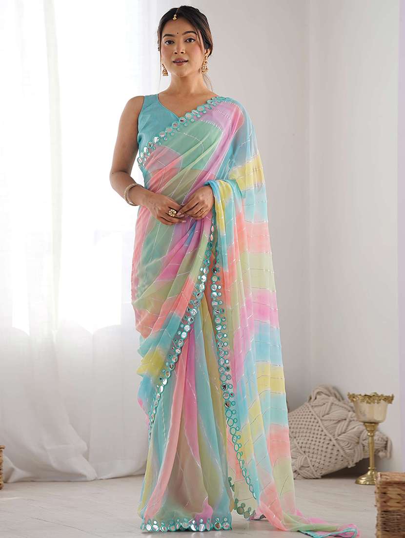 women printed casual wear saree with blouse