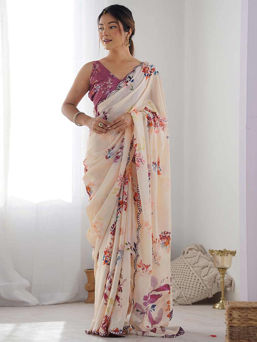 women printed casual wear saree with blouse