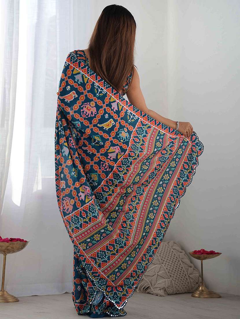 women printed casual wear saree with blouse - 22275465 -  Standard Image - 3