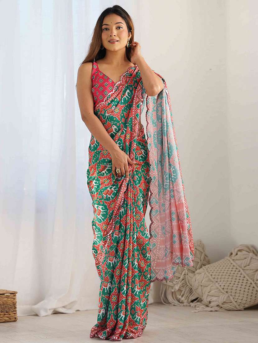 women printed casual wear saree with blouse
