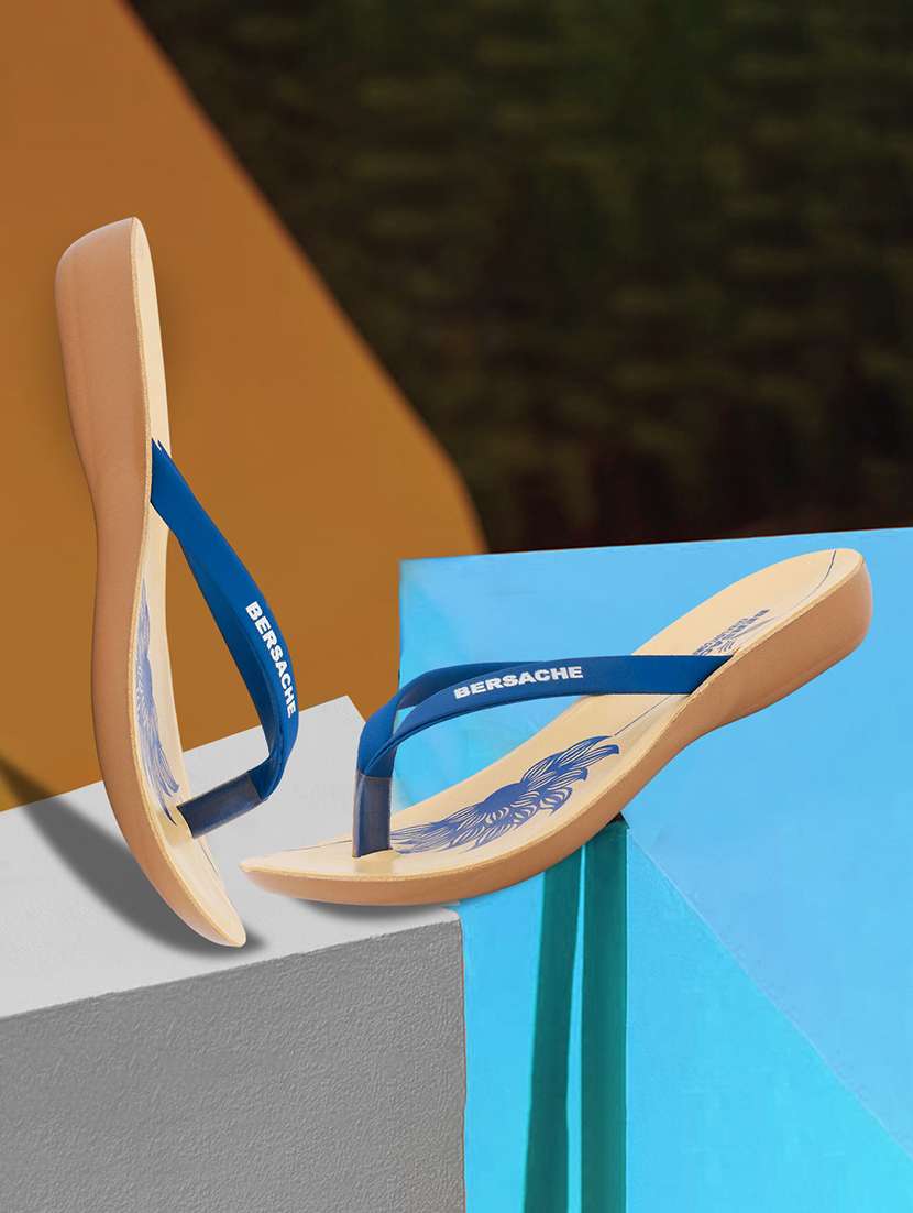 women solid open toe flip flop