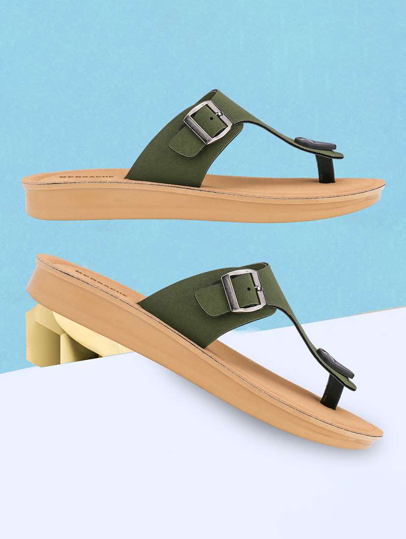 women solid slip on flip flop