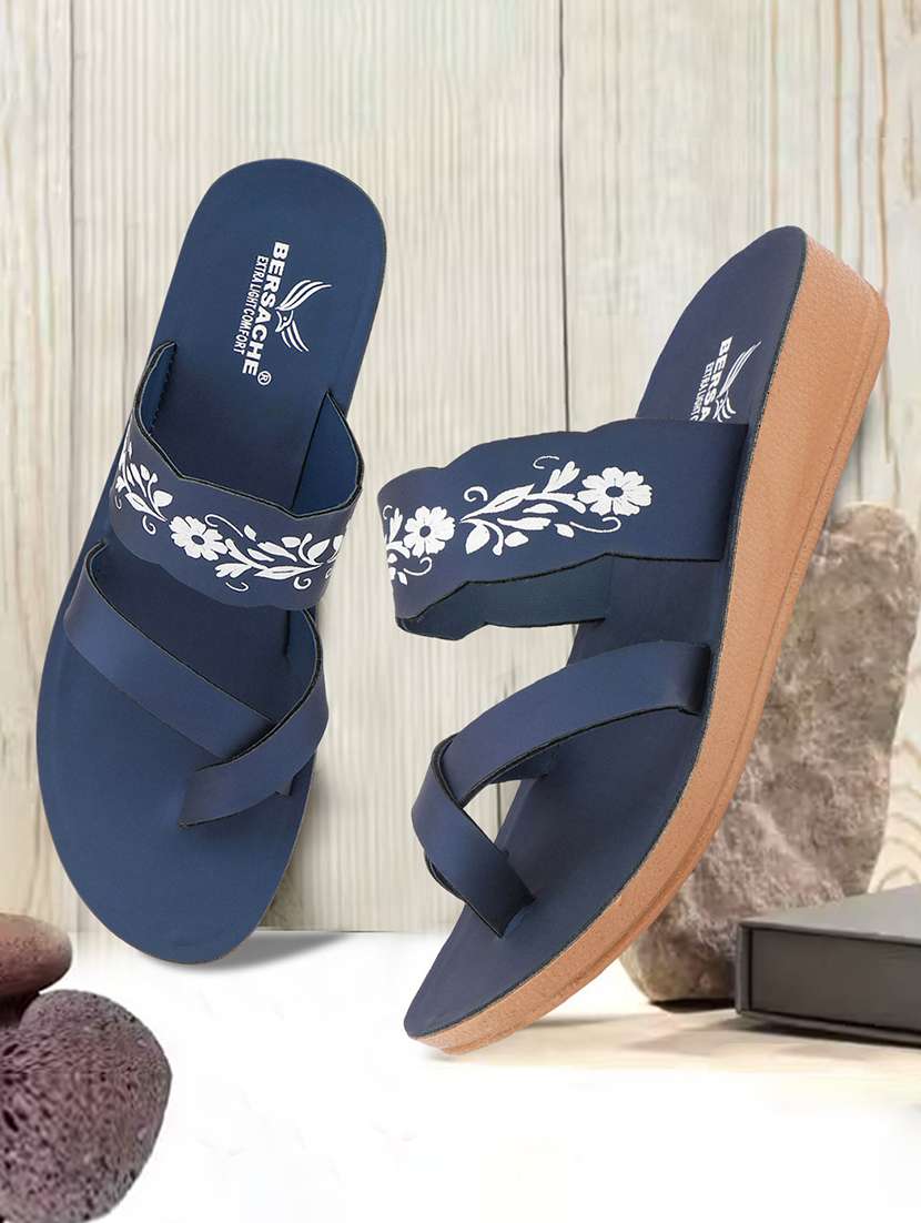 women printed slip on flip flop