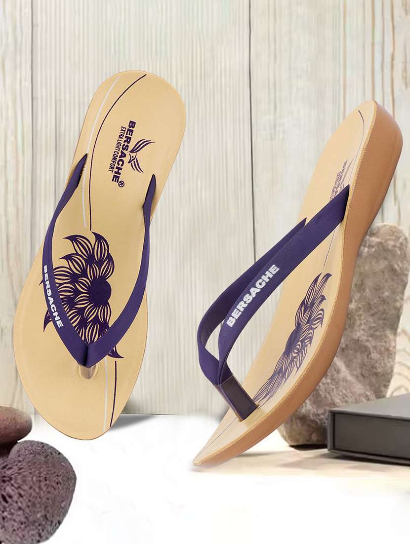 women solid slip on flip flop