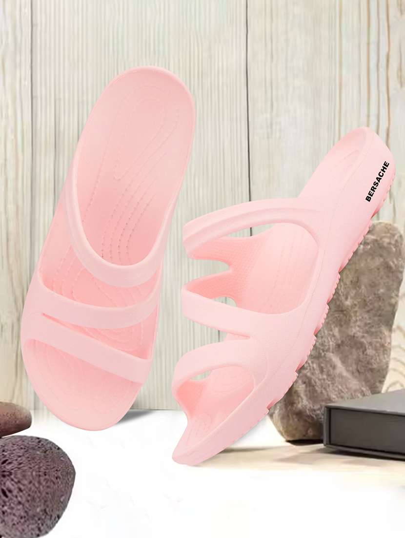 women solid slip on flip flop