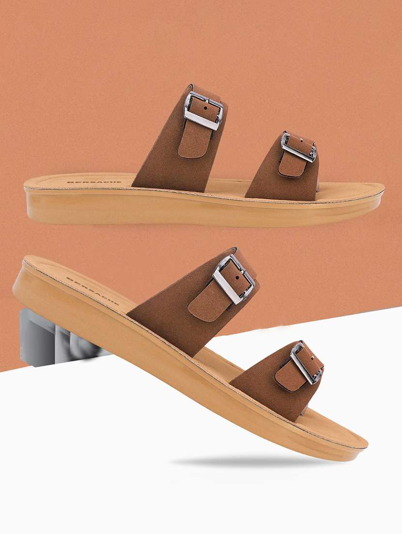 women solid slip on flip flop