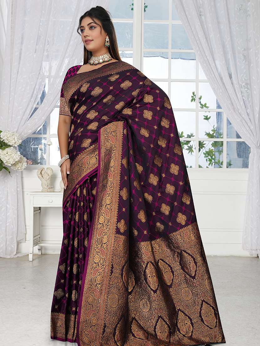 women self design banarasi saree with blouse