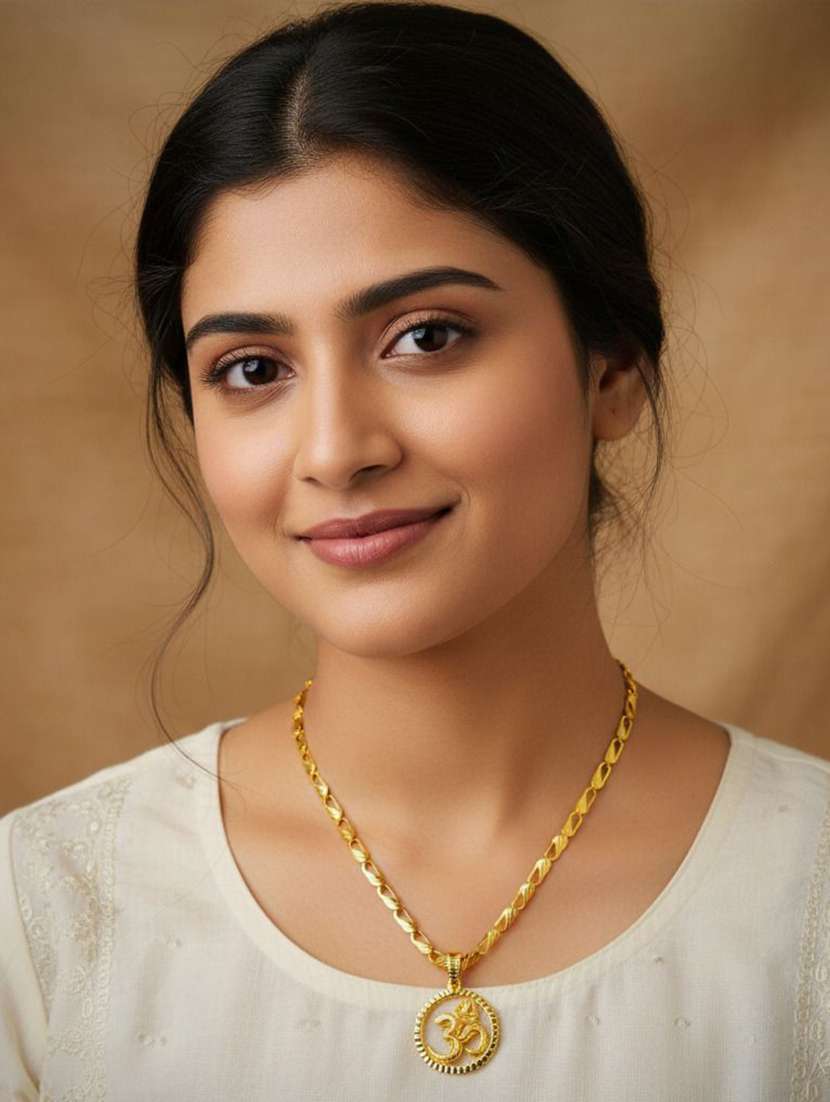 women gold plated pendant