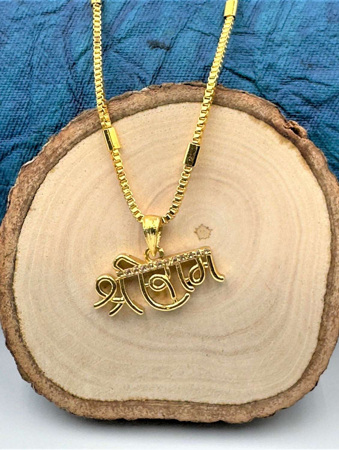 women gold plated pendant