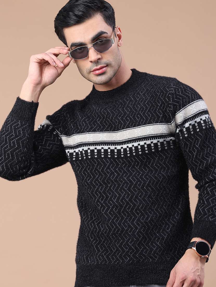 men self design long sleeve regular fit pullover 