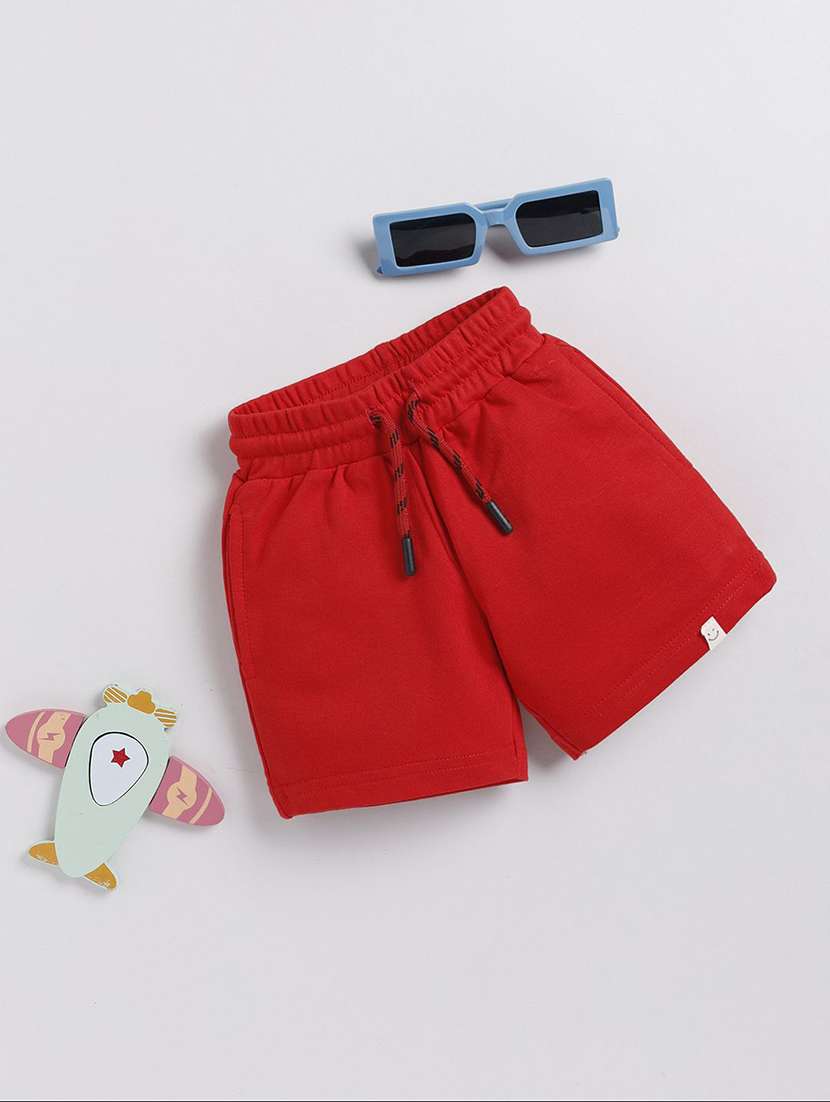 boys solid mid rise shorts