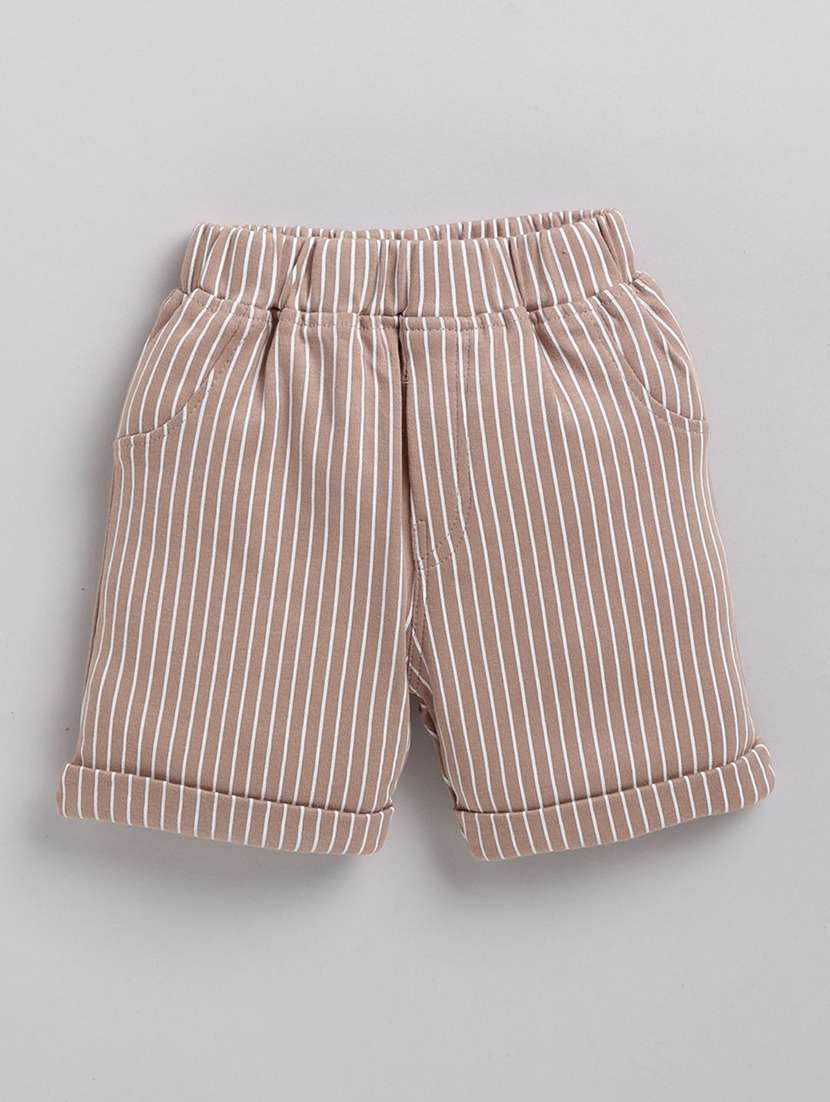 boys printed shorts co-ord set - 22277173 -  Standard Image - 3