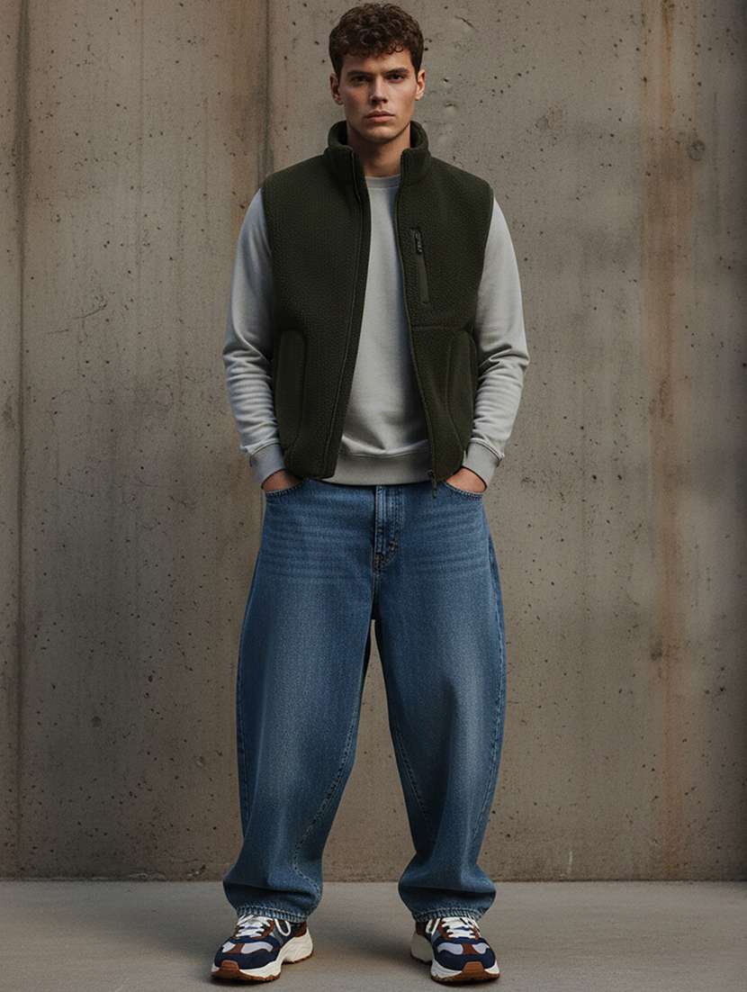 men solid sleeveless sweatshirt - 22277472 -  Standard Image - 3