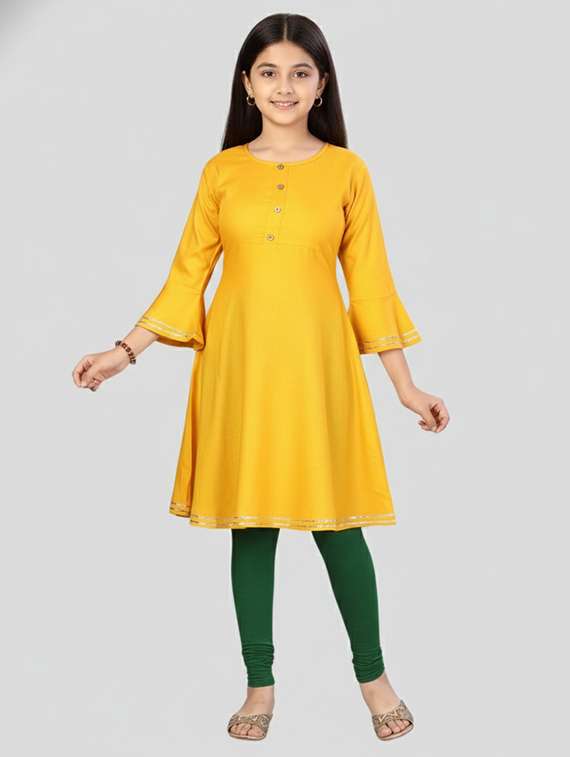 girls three quarter sleeve a-line kurta