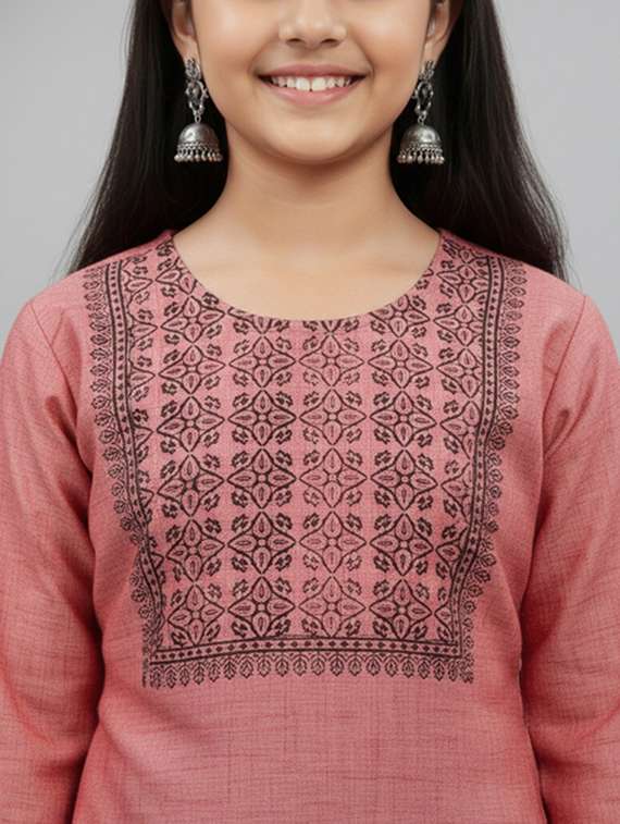 girls three quarter sleeve straight kurta - 22278314 -  Standard Image - 3