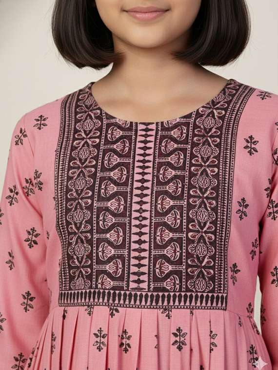 girls printed three quarter sleeve kurta - 22278322 -  Standard Image - 3